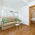 Πανσιόν Zum Scheffelhof 3*