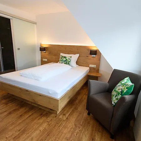 Zum Scheffelhof 3* Maulbronn