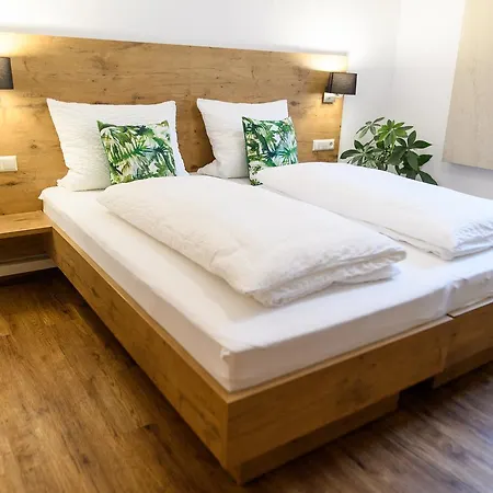 Casa de hóspedes Zum Scheffelhof 3*